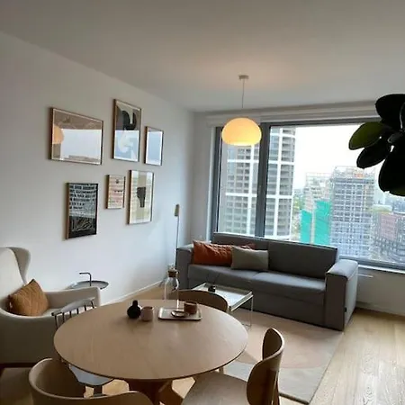 Skypark 1 With Free Parking *