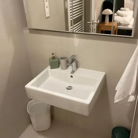 Skypark 1 With Free Parking Apartment Bratislava
