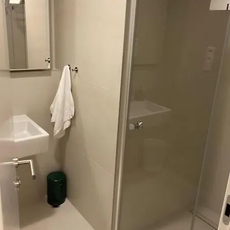 Apartment Skypark 1 With Free Parking Bratislava