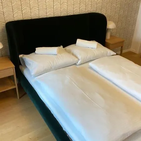 Skypark 1 With Free Parking * 布拉迪斯拉发