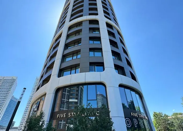 Skypark 1 With Free Parking Apartmán Bratislava