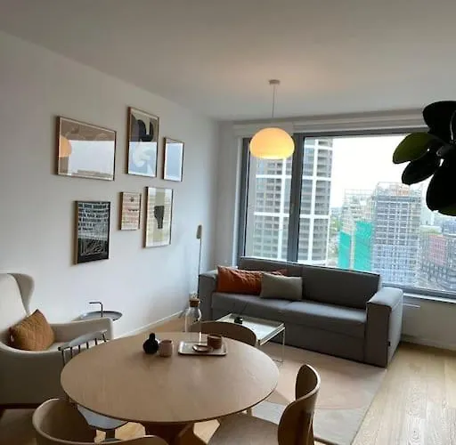 Skypark 1 With Free Parking *